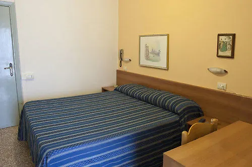 Nuovo Hotel Moderno Marsaglia